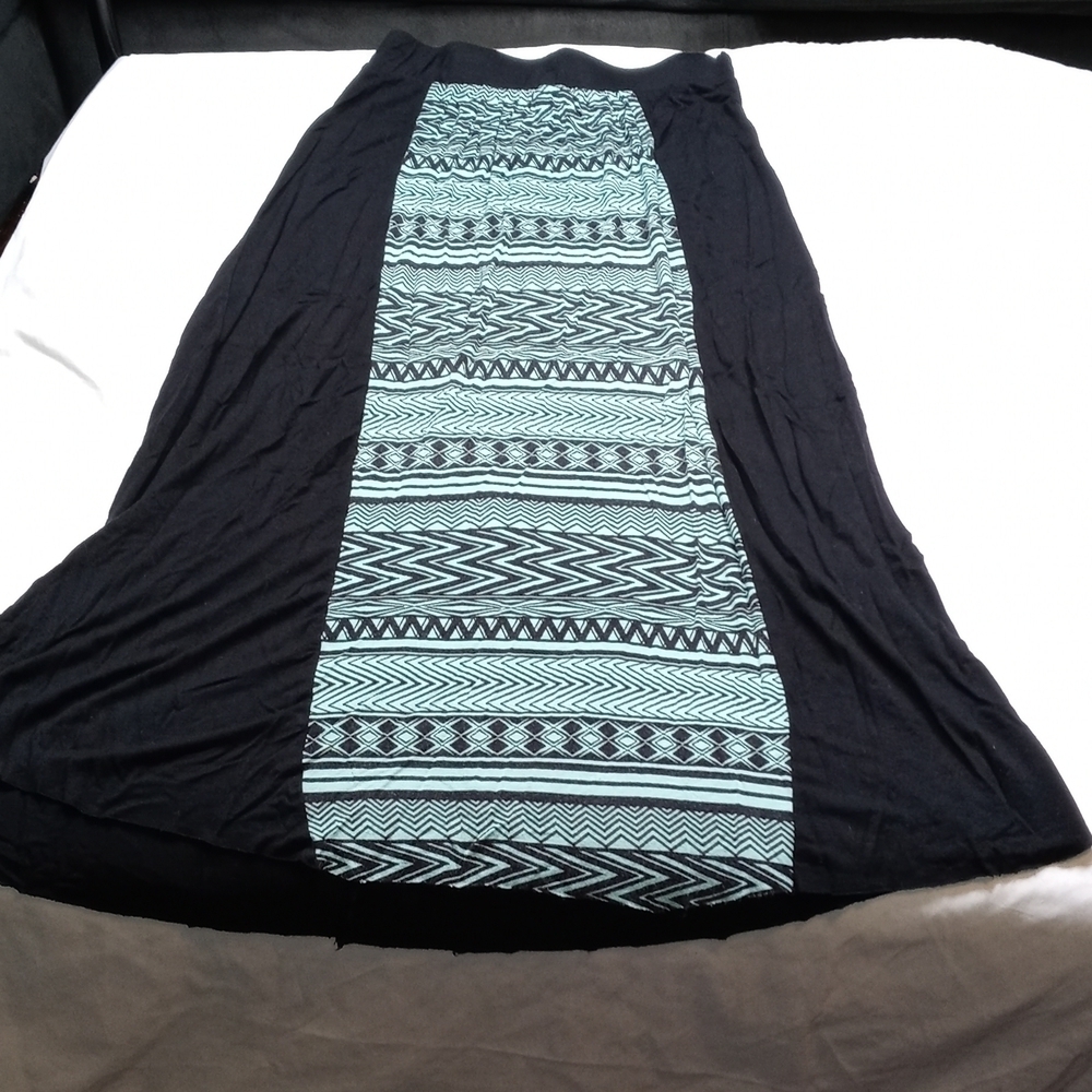 Charlotte Russe medium womens long skirt